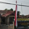 Diduga Tak Kibarkan Bendera Merah Putih saat HUT RI ke-81, Kantor Desa Ampelgading Pemalang Disorot