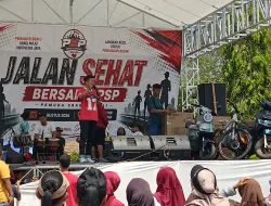 Ribuan Warga Padati Jalan Sehat HUT ke-81 RI di Sragi Pekalongan, Doorprize Motor Jadi Daya Tarik